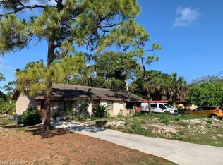 17404/406 E Carnegie Cir, Fort Myers, FL 33967