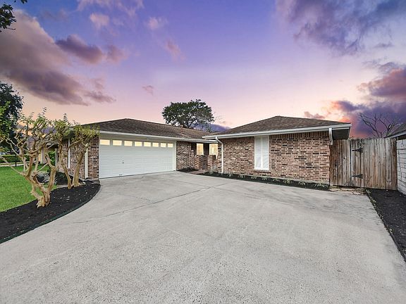 4th image of 7102 Log Hollow Dr