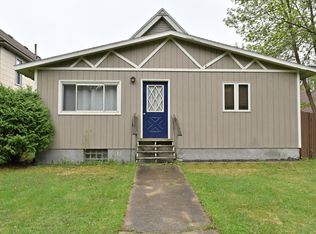 302 Ekman Ave, Marble, MN 55764