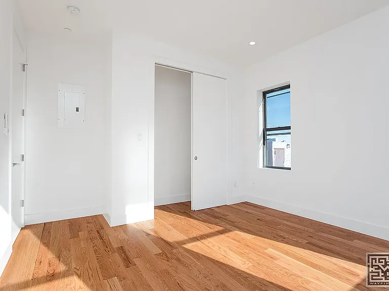 372 Saint Johns Pl #53 — Photo 7