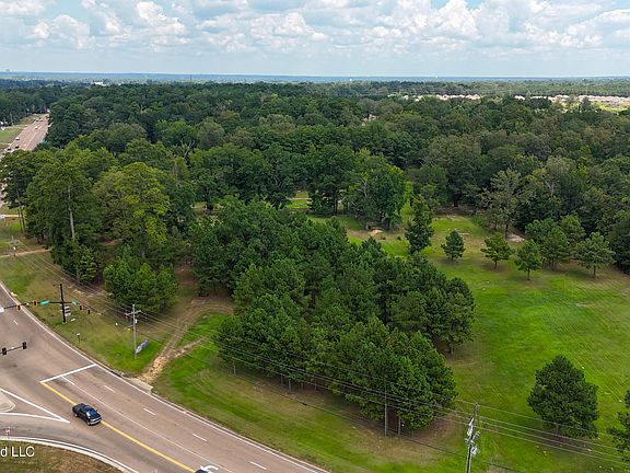 2nd image of 2504 State Highway 468