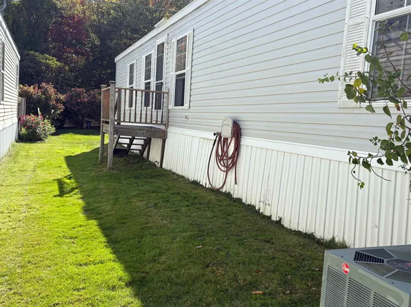 40 Adams Park, Rye, NH 03870