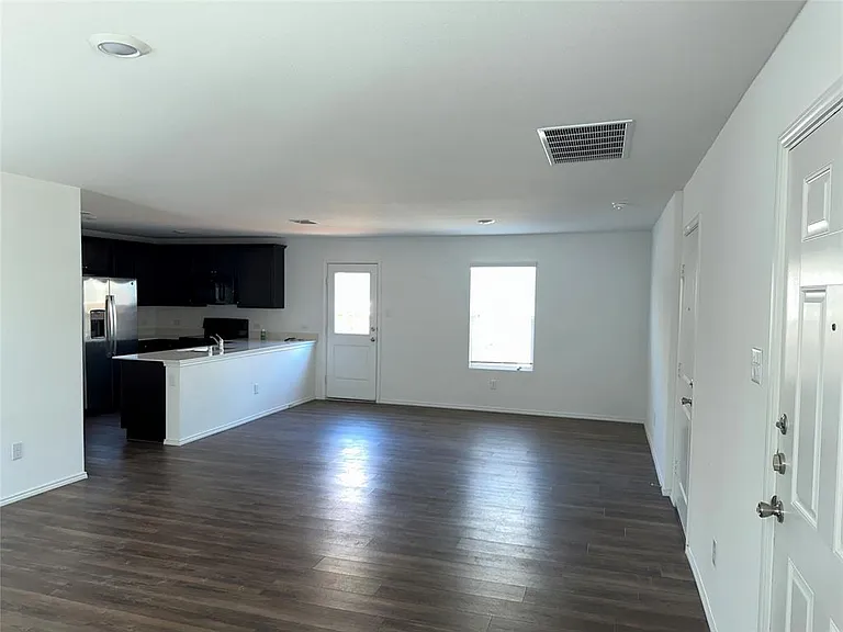 607 Cochran Dr — Photo 15