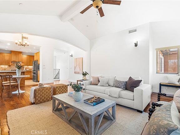 5th image of 2106 Mathews Ave #C