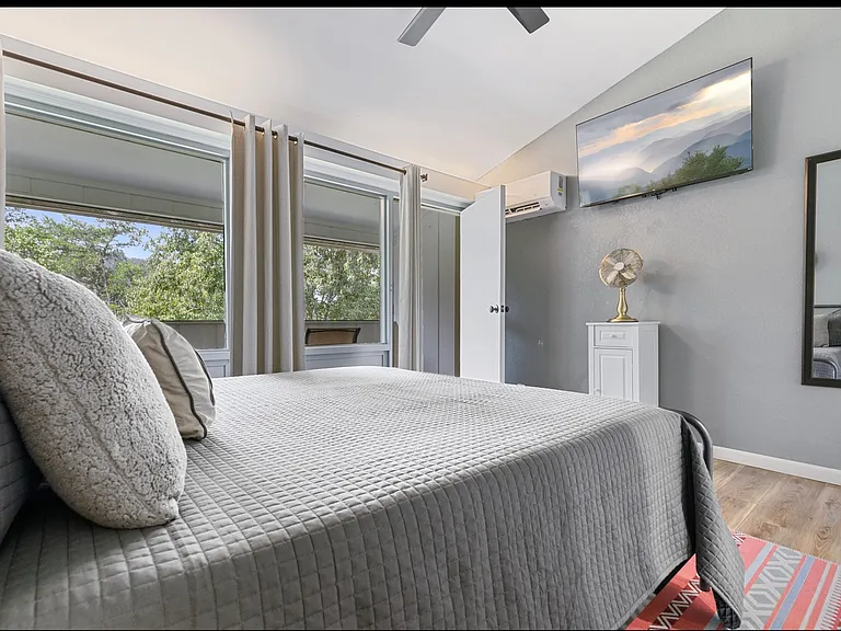 2806 Suncrest Rd #6 — Photo 21