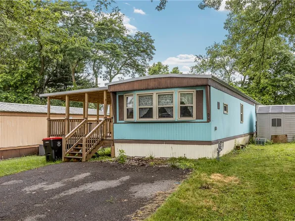 17 Sheryl Dr, Pittsburgh, PA 15205