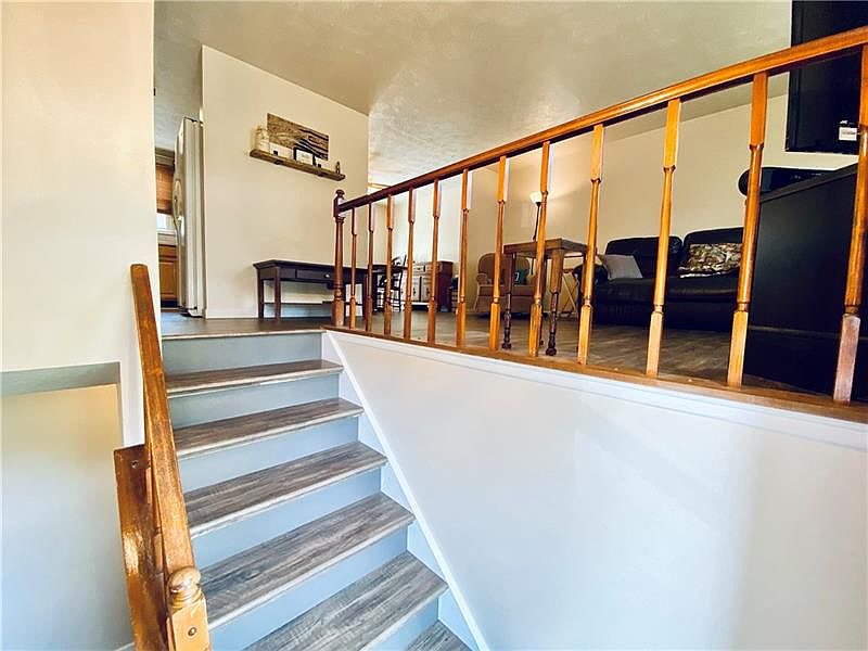 3016 Amy Dr, South Park, PA 15129 Zillow