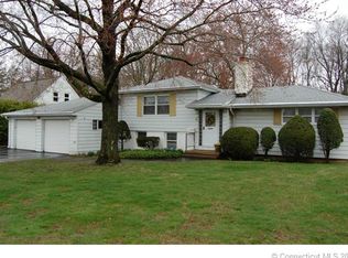 325 Peach Orchard Rd, Waterbury, CT 06706