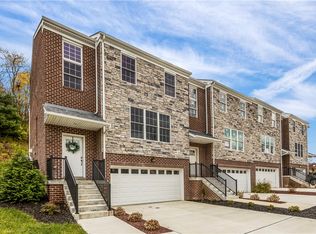 2335 Old Greentree Rd, Carnegie, PA 15106