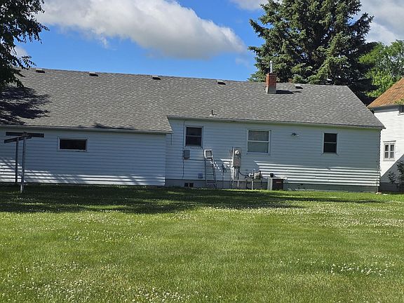 2nd image of 1025 2nd Ave SE