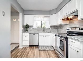 77 Lance Cir, Bridgeport, CT 06606