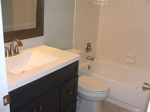 5th image of 1520 Lake Pointe Way #15205