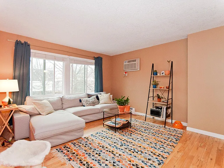 2212 Aldrich Ave S #305 — Photo 1