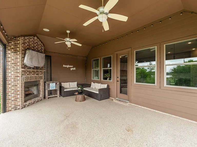 2112 Benjamin Creek Dr — Photo 41