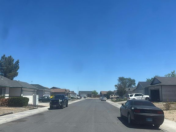 5th image of 304 Lariat St