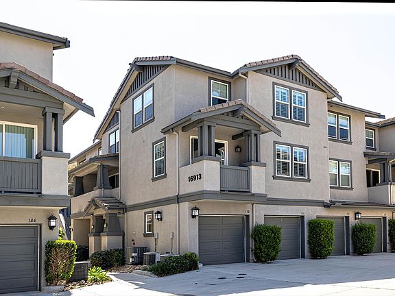 3rd image of 16913 Laurel Hill Ln Unit 132