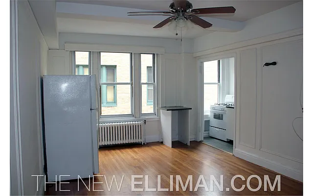 Rented by Douglas Elliman | media 14