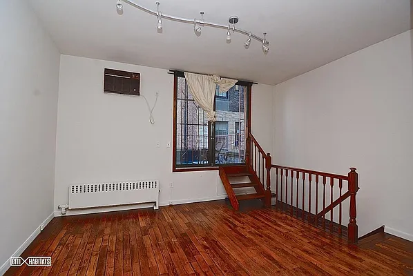 Rented by Citi Habitats | media 15