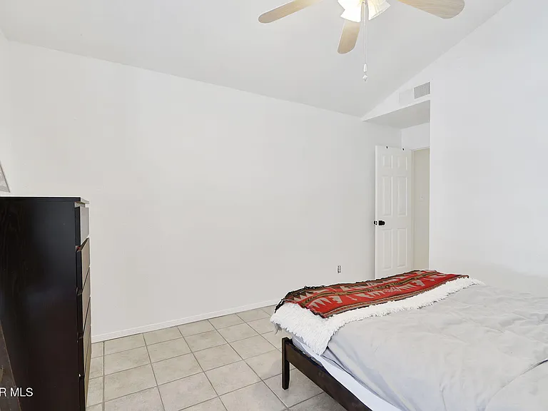 4348 Loma Hermosa Dr — Photo 33
