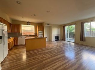 130 Red Cedar Ln, Union City, CA 94587