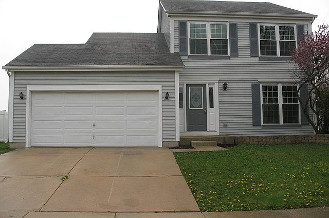 1st image of 566 Larkspur Dr