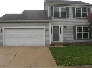 566 Larkspur Dr, Bolingbrook, IL 60440