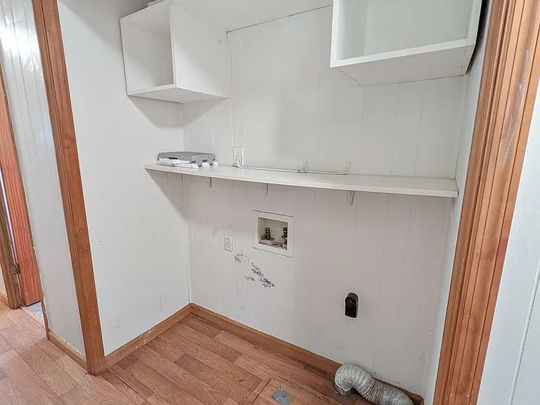 710 Floy Dr — Photo 9