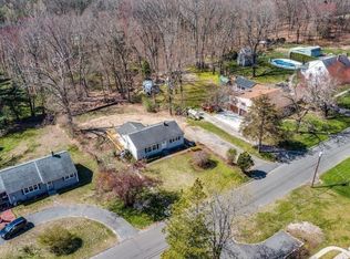 14 Pine Dr, Wilbraham, MA 01095