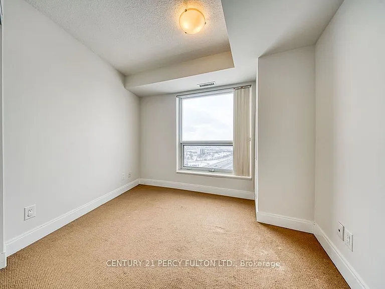 125 Village Green Sq #3105 — Photo 20