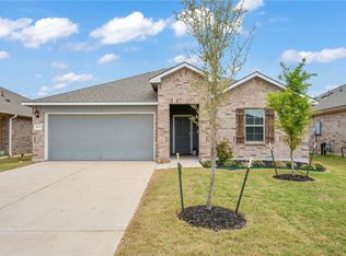 8026 Front Nine Ln, Navasota, TX 77868