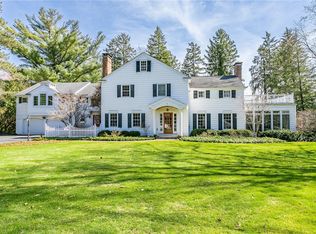 3 Whitney Ln, Rochester, NY 14610