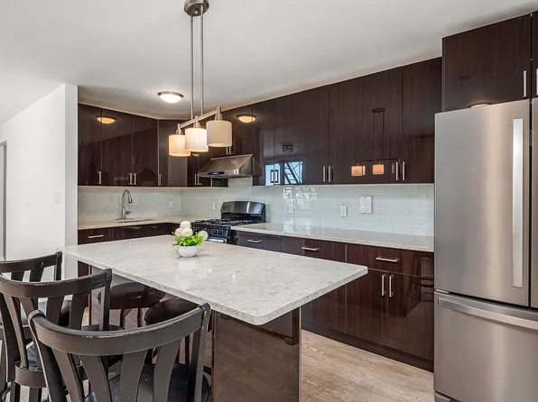 60-11 Broadway APT 5E, Woodside, NY 11377