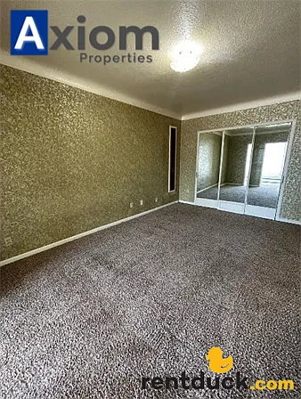 251 N Grant — Photo 48