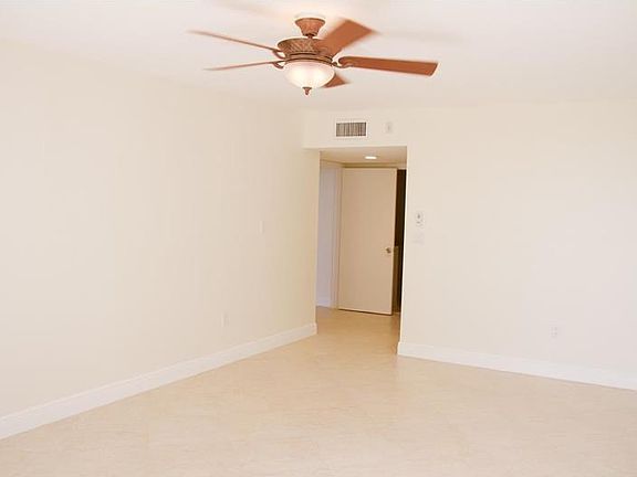 5th image of 12000 N Bayshore Dr APT 307
