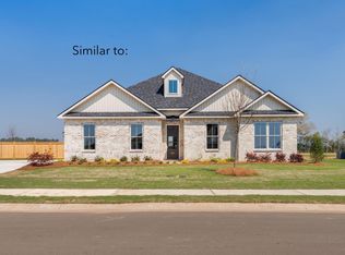 6 Pleasant Oaks Dr, Perry, GA 31069