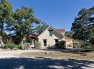 110 Sunrise Ln, Bandera, TX 78003