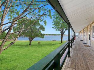 70 Middle Pond Rd UNIT 10, Southampton, NY 11968