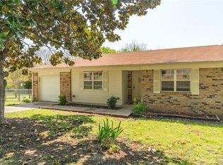 2110 Maple St, Van Buren, AR 72956
