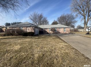 632 200th Ave, Monmouth, IL 61462