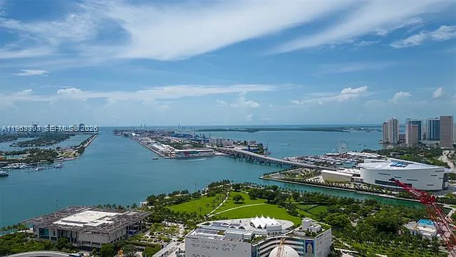 2 bed, $6,900 — Photo 2