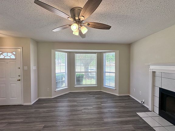 5th image of 3204 Levy Ln