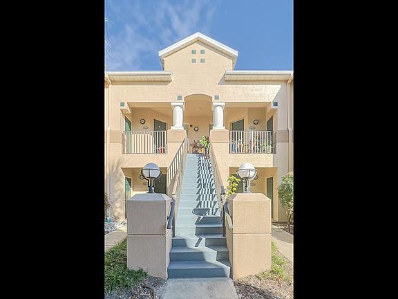 2nd image of 1207 Royal Troon Ln