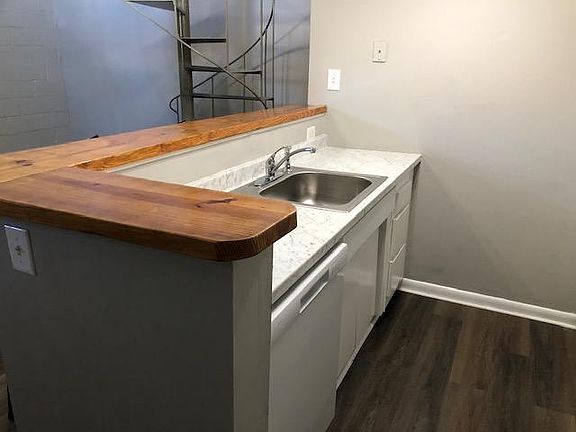 New dishwasher and counter tops