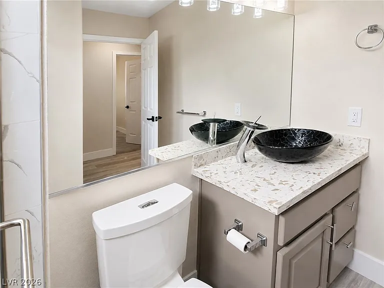 10420 Villa Ridge Dr — Photo 14