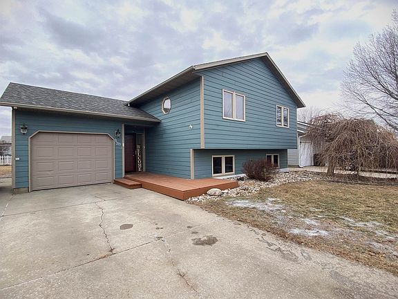 3rd image of 1203 Pasque Cir