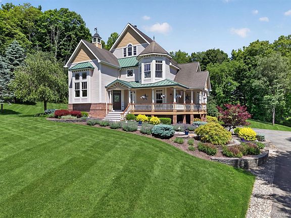 3rd image of 22 Goshen Road