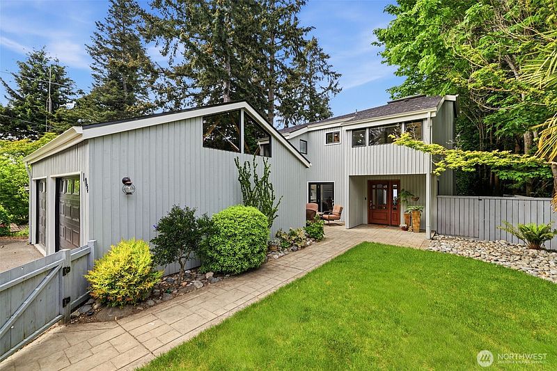 3rd image of 104 SW 291st Street