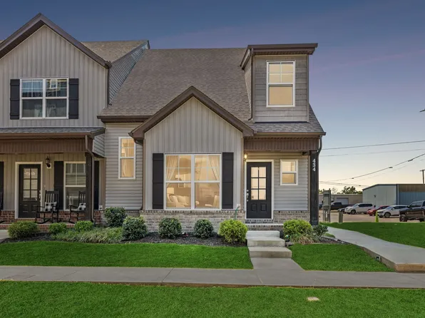 434 Rick McCormick Dr, La Vergne, TN 37086