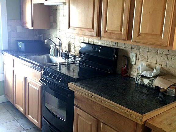2nd image of 9 Lincoln Ct