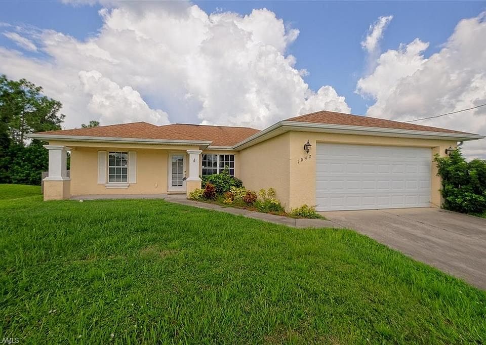 1st image of 1042 Harwood Ave S